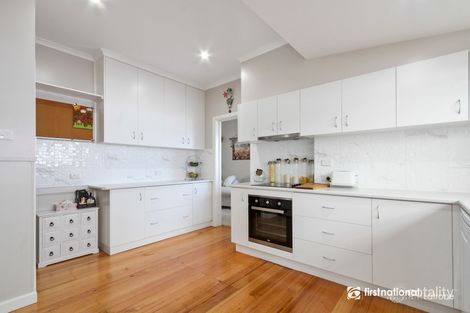 Property photo of 7 Sara Court Traralgon VIC 3844