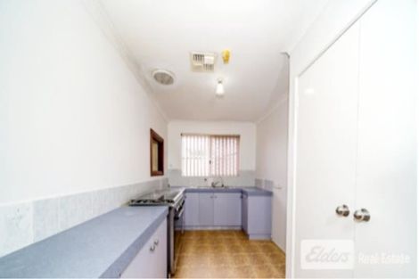 Property photo of 6 Graydon Grove Leda WA 6170