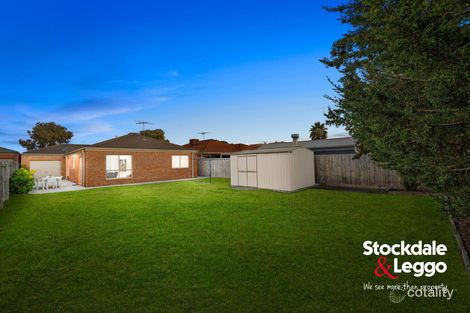 Property photo of 27 Rutherglen Crescent Gowanbrae VIC 3043
