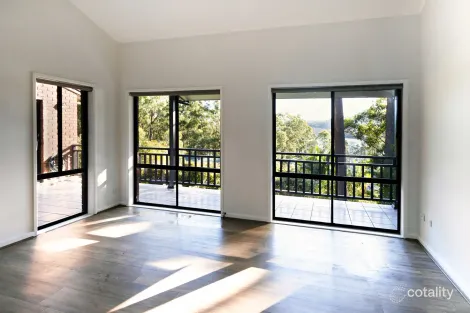 Property photo of 22 Crown Close Tarbuck Bay NSW 2428