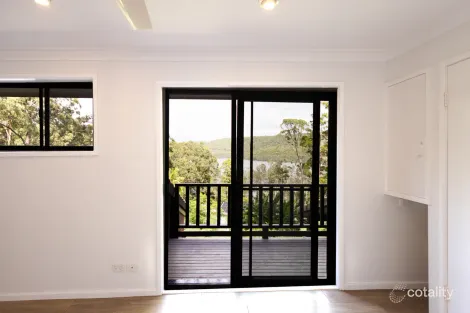Property photo of 22 Crown Close Tarbuck Bay NSW 2428