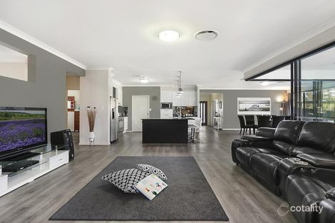 Property photo of 2 Zamma Street Augustine Heights QLD 4300