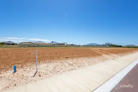 Property photo of 14 Clifton Avenue Jurien Bay WA 6516