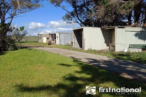 Property photo of 160 Oakview Lane Nar Nar Goon VIC 3812