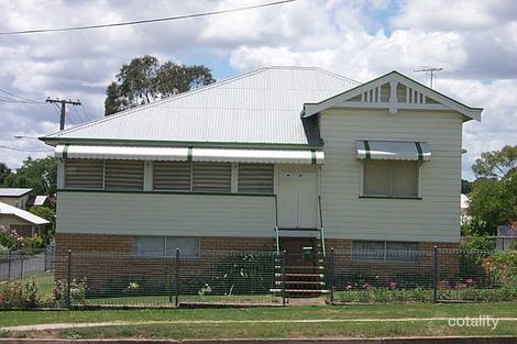 25 Pine St, North Ipswich, QLD 4305