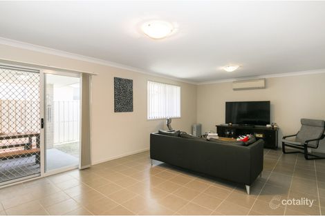 Property photo of 8 Nestor Place Wadalba NSW 2259