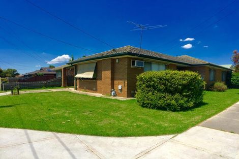 Property photo of 12 Cochrane Street Cranbourne VIC 3977