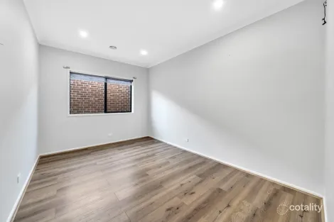 Property photo of 18 Bertie Street Manor Lakes VIC 3024