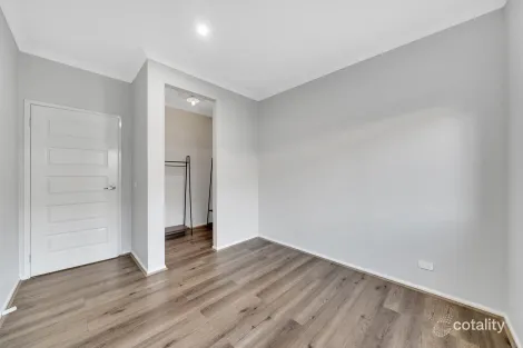 Property photo of 18 Bertie Street Manor Lakes VIC 3024