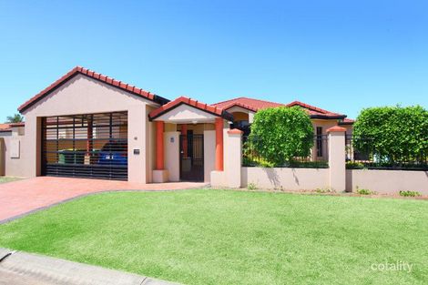 42 Arbuthnot Pde, Benowa, QLD 4217