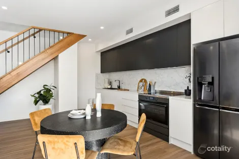 Property photo of 1/31 Primbee Crescent Primbee NSW 2502