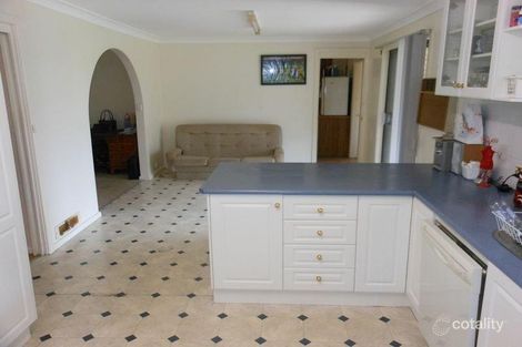 Property photo of 6 Nuthall Crescent Young NSW 2594