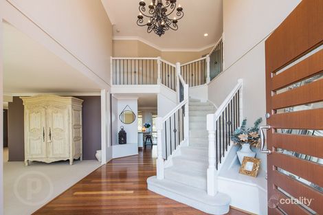 Property photo of 27 Amersham Crescent Carindale QLD 4152