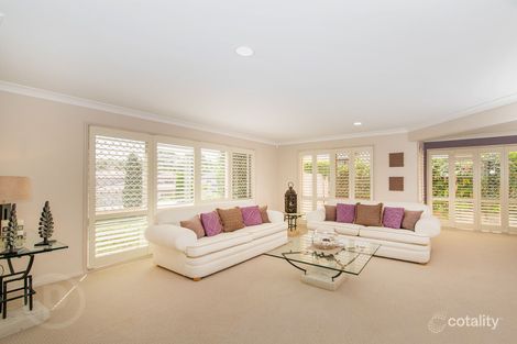 Property photo of 27 Amersham Crescent Carindale QLD 4152