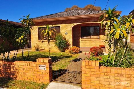 14 Byron St, Campsie, NSW 2194