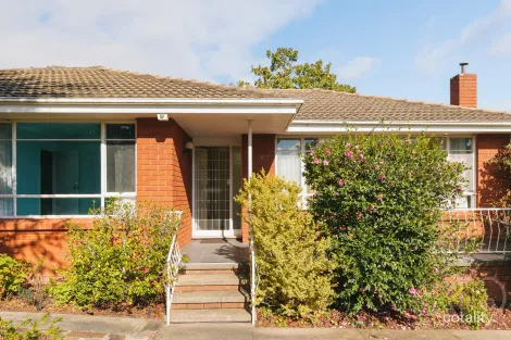 Property photo of 39 Russell Street Hackett ACT 2602