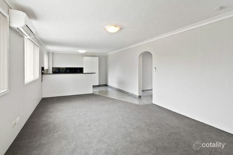 Property photo of 4/24 Madang Crescent Runaway Bay QLD 4216