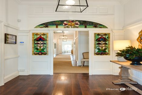 56 Lilly St, Sherwood, QLD 4075