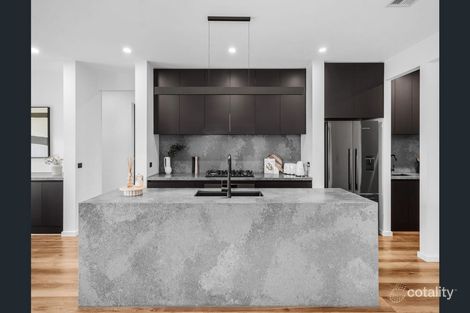 Property photo of 7 Salvia Street Mickleham VIC 3064