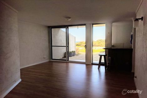 2/1 Amarina Ct, Semaphore Park, SA 5019