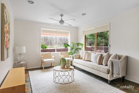 Property photo of 4 Heatherbrae Crescent Sunbury VIC 3429