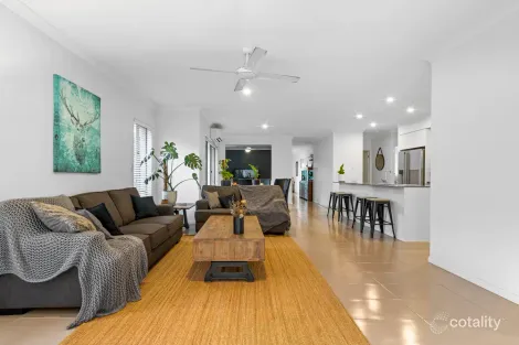 Property photo of 18 Affinity Way South Ripley QLD 4306