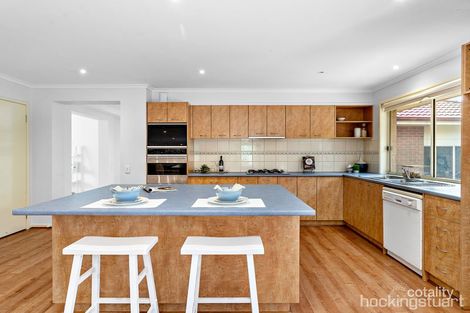 Property photo of 9 Karina Close Croydon Hills VIC 3136