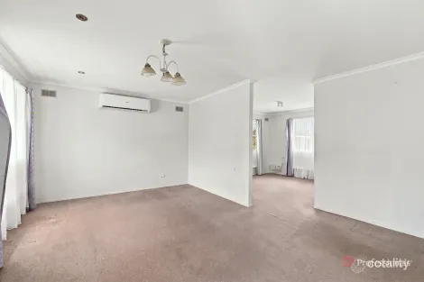 Property photo of 2 See Avenue Armidale NSW 2350