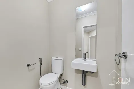 Property photo of 44 Connewara Crescent Clyde North VIC 3978