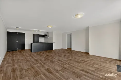 Property photo of 2/19 Taplow Parade Ashby WA 6065