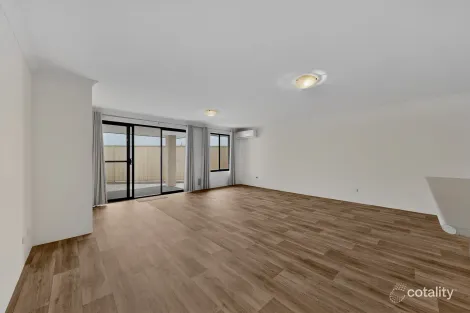 Property photo of 2/19 Taplow Parade Ashby WA 6065