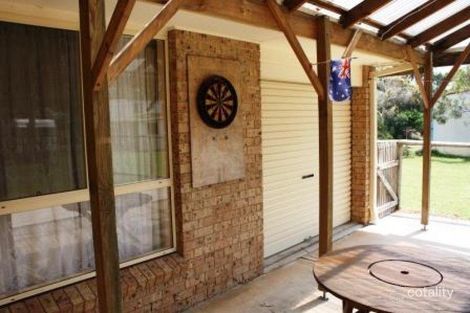 Property photo of 8 The Foredeck Manyana NSW 2539