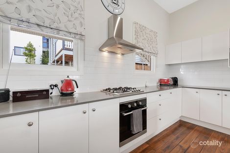 Property photo of 21 Thomas Street Kangaroo Point QLD 4169