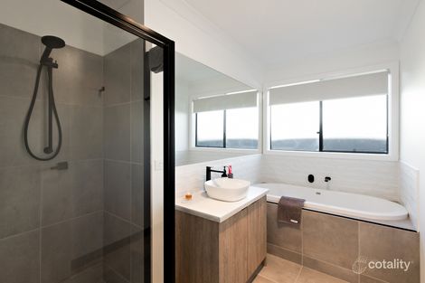 Property photo of 13 Cowley Court Canadian VIC 3350