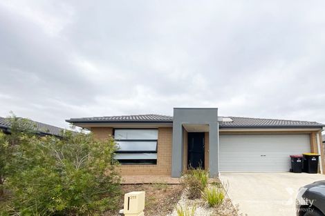 211 James Melrose Dr, Brookfield, VIC 3338