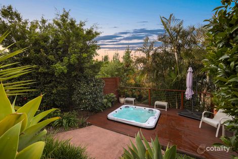 Property photo of 3 Moir Place Green Point NSW 2251