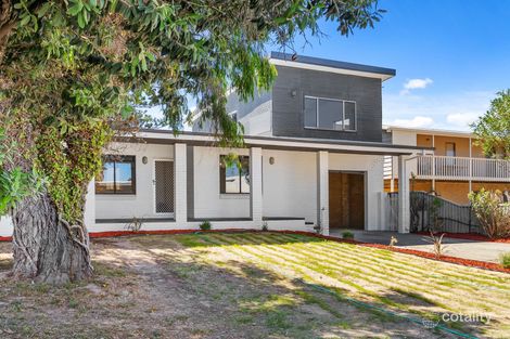 Property photo of 12 Parmelia Way Madora Bay WA 6210
