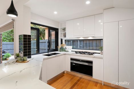 Property photo of 2/110 Heatherdale Road Mitcham VIC 3132