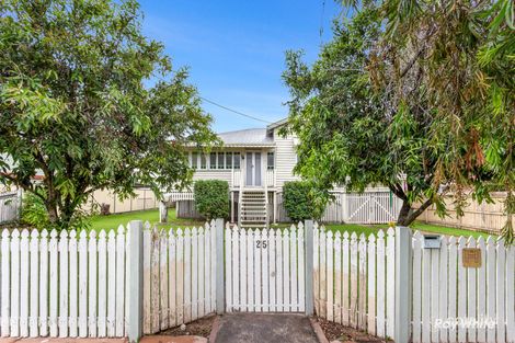 25 Bank St, Park Avenue, QLD 4701