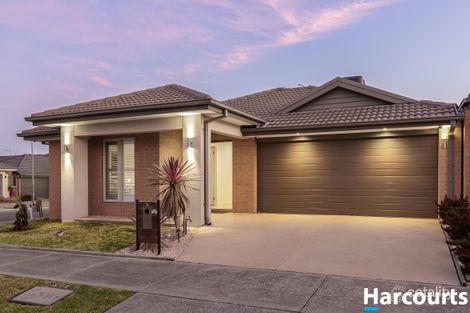 26 Carisbrooke Way, Clyde North, VIC 3978