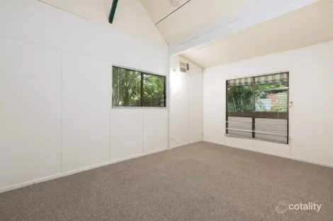 Property photo of 8 Rossato Crescent Rasmussen QLD 4815