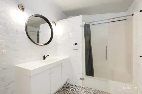 Property photo of 8 Rossato Crescent Rasmussen QLD 4815