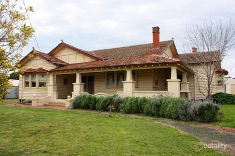 16 Davis Ave, Nhill, VIC 3418
