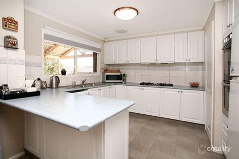 Property photo of 4 Bostock Court Lysterfield VIC 3156