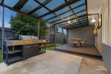 Property photo of 77 Edina Road Ferntree Gully VIC 3156