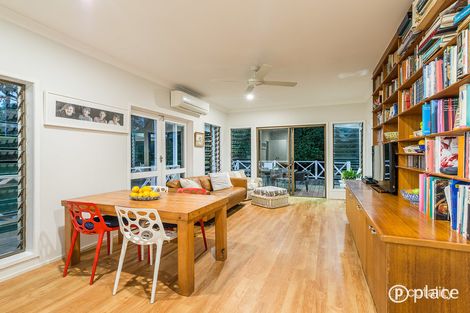 Property photo of 16 Twelfth Avenue St Lucia QLD 4067