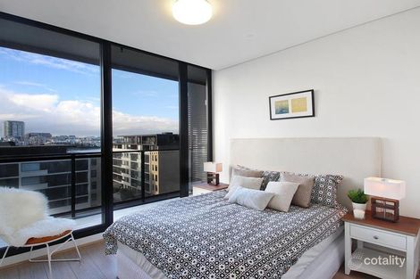 Property photo of 815/13-17 Verona Drive Wentworth Point NSW 2127