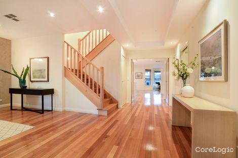 Property photo of 14 Shearwater Court Taylors Hill VIC 3037