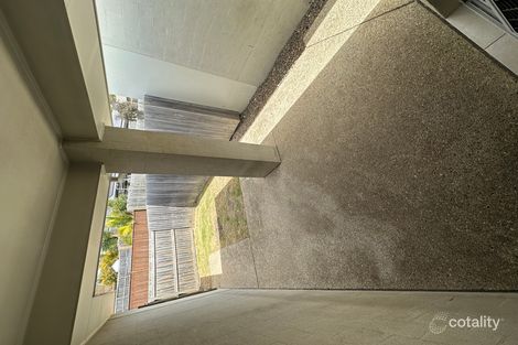 Property photo of 34 Sovereign Drive Deebing Heights QLD 4306