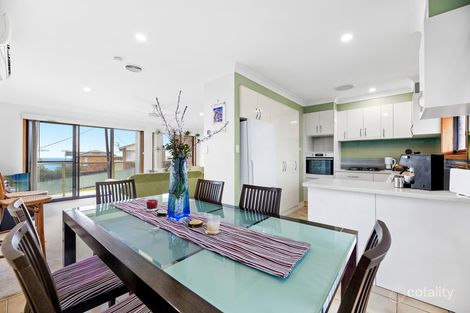 Property photo of 33 Hillside Crescent Kianga NSW 2546